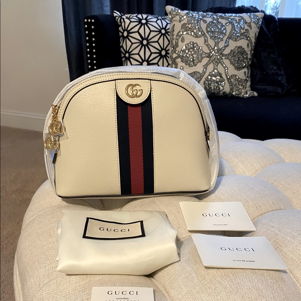 ✨SOLD!✨NEW!✨GUCCI✨GG SUPREME TEXTURED LEATHER DOME BAG - Picture 11 of 16